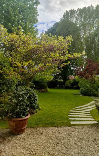 Entretien de jardin d'une maison à proximité de Versailles